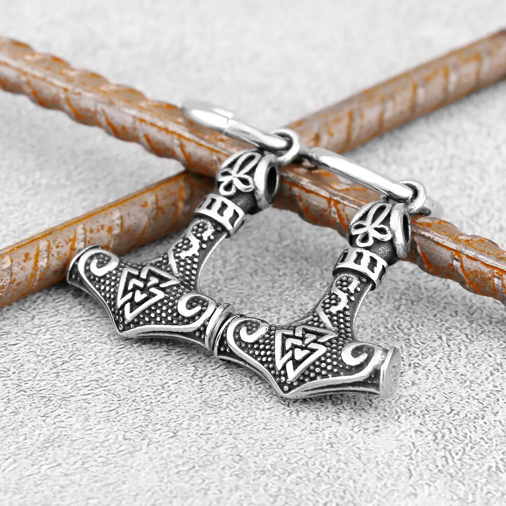Aretes Colgantes Vikingos Martillo de Thor Mjolnir1