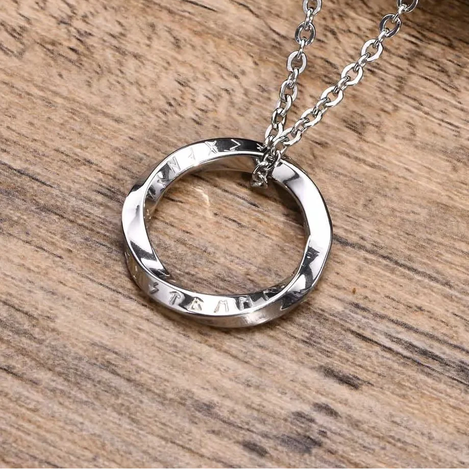 Collar Vikingo Colgante Rúnico Redondo plata