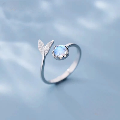 Anillo de Plata con Piedra de Luna