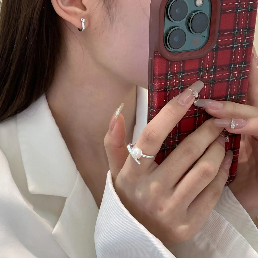 Encantador Anillo de Dedo con Perla para Mujer