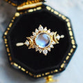 Anillo con Cristal de Piedra de Luna