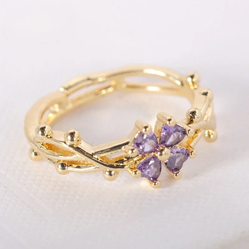 Anillo Fino Flor de Zirconia