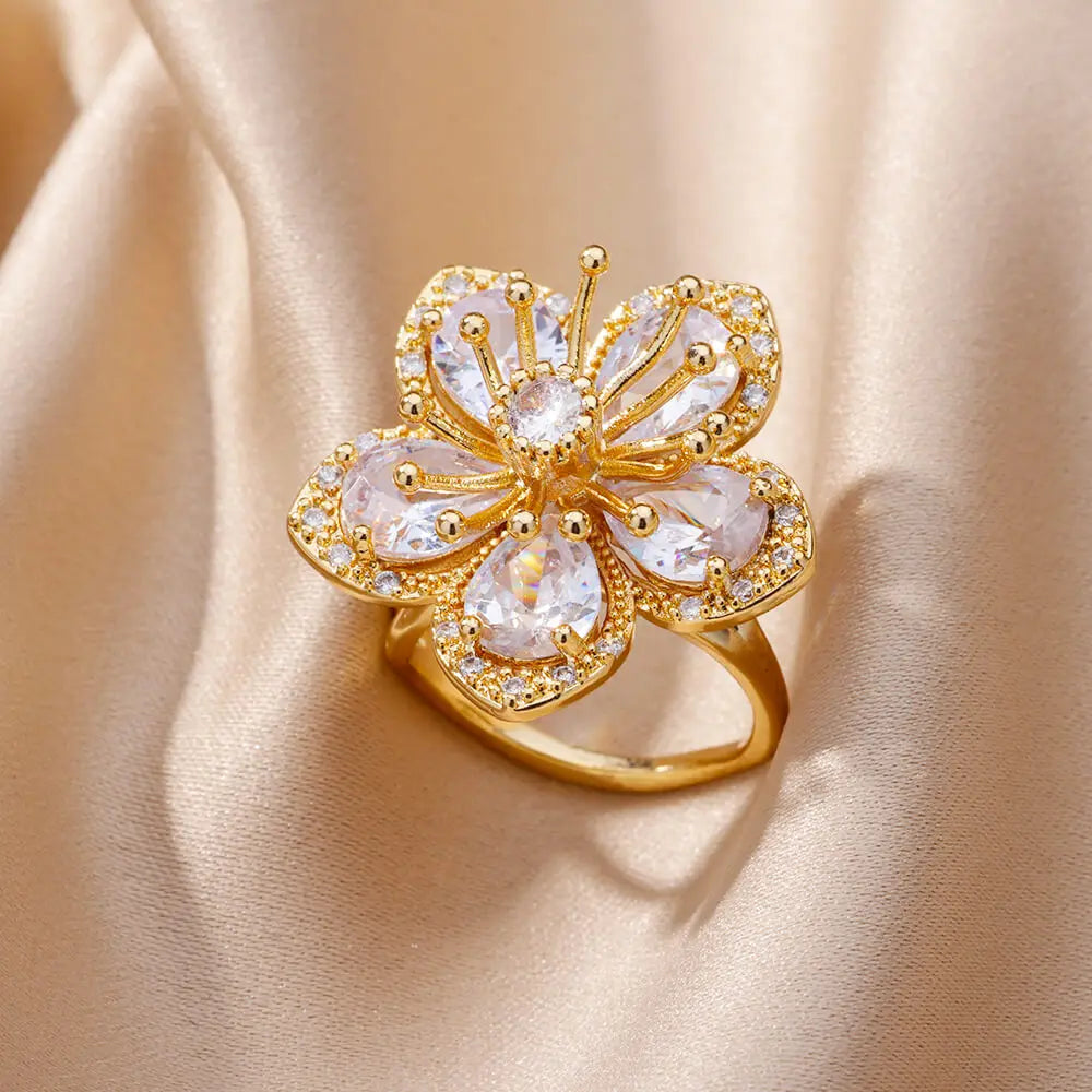 Anillo Flor de 5 Pétalos con Circonia blanca
