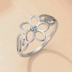 Anillo Flor de 5 Pétalos con Circonio Plata