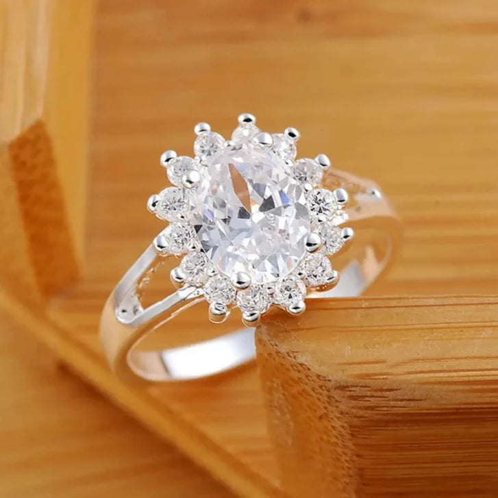 Anillo de Flor con Cristal