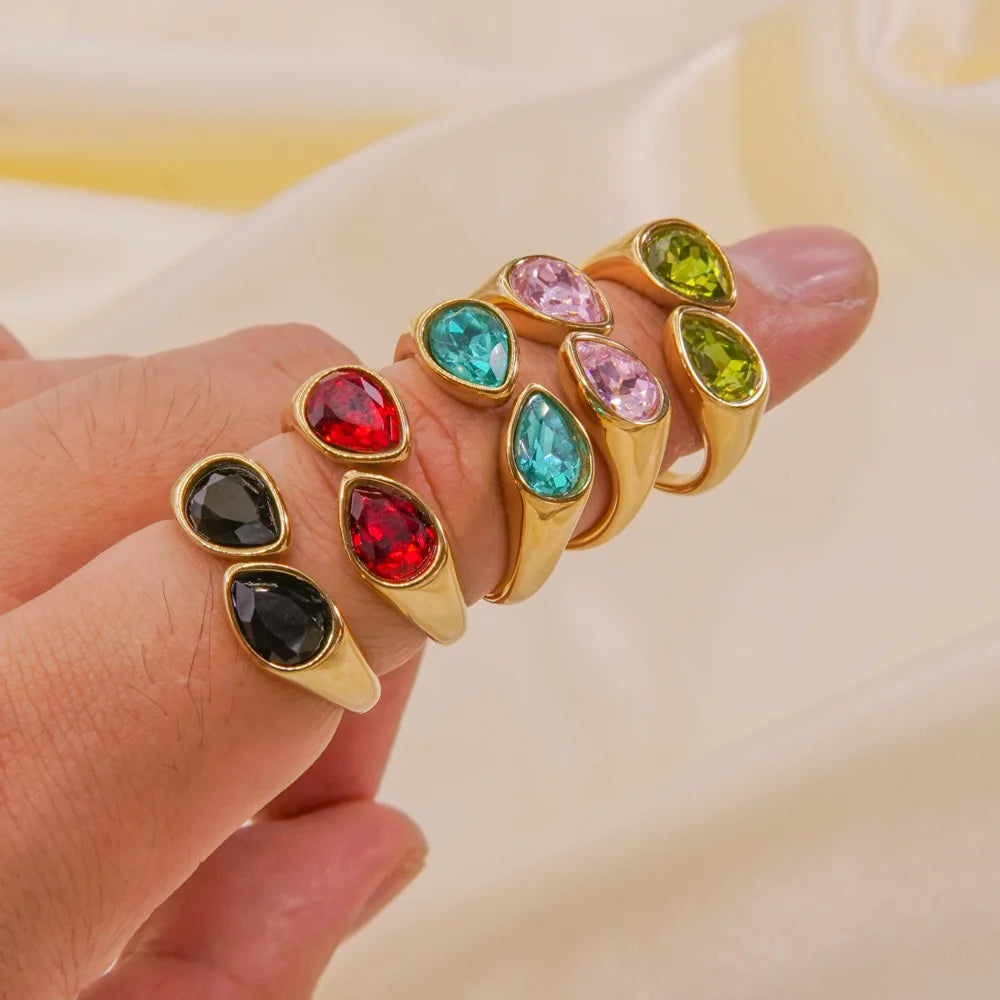 Anillo con gota de agua y perla de color azul claro