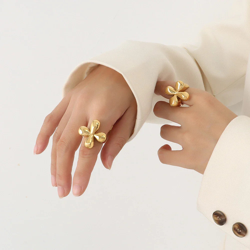 Anillo de flor grande estilo vintage