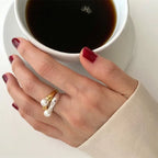 Anillo para mujer con perla blanca de oro