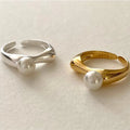 Anillo para mujer con perla blanca de plata
