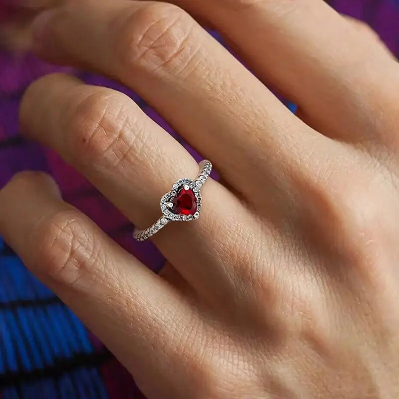 Anillo con Corazón y Circonia roja y plata
