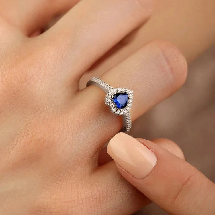 Anillo con Corazón y Circonia azul y plata