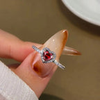Anillo con Corazón y Circonia roja y plata