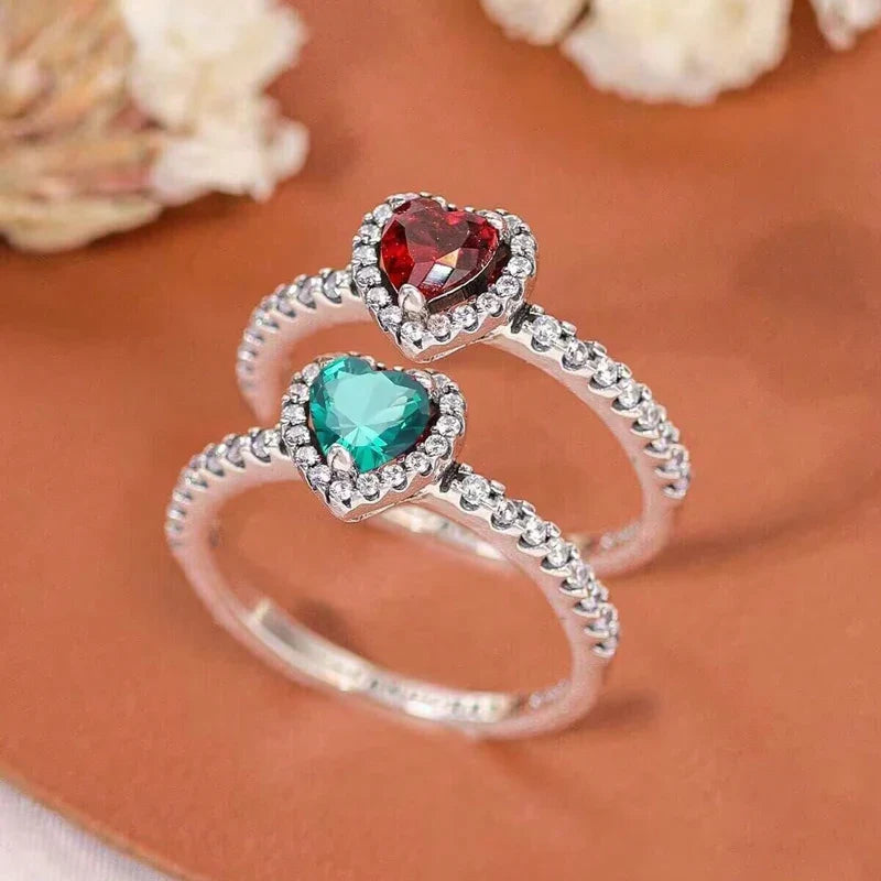 Anillo con Corazón y Circonia verde y plata