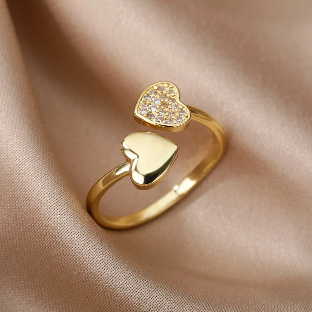 Anillo con corazones de circonio A