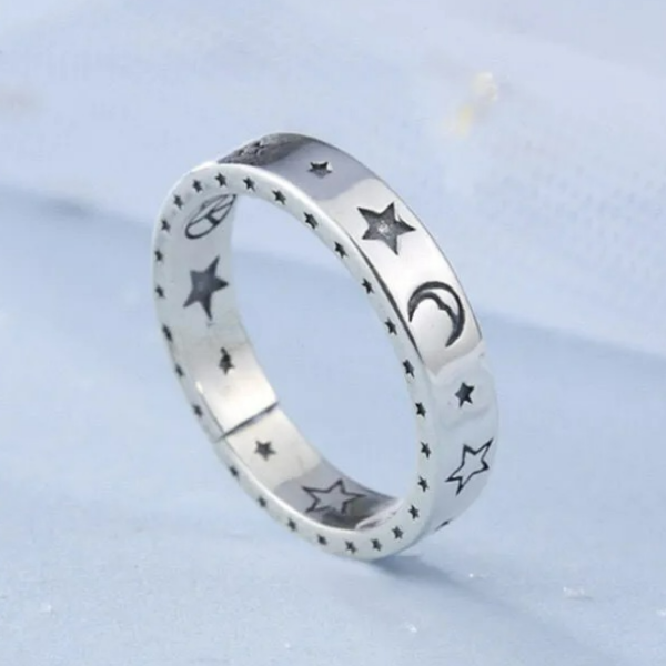 Anillo con Estrellas de Astrología