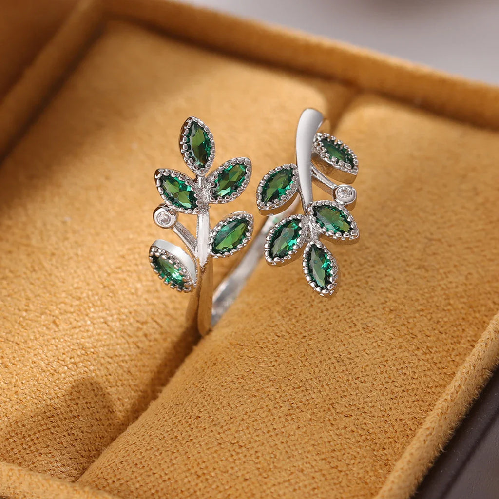 Anillo con Hojas Verdes Otoñales