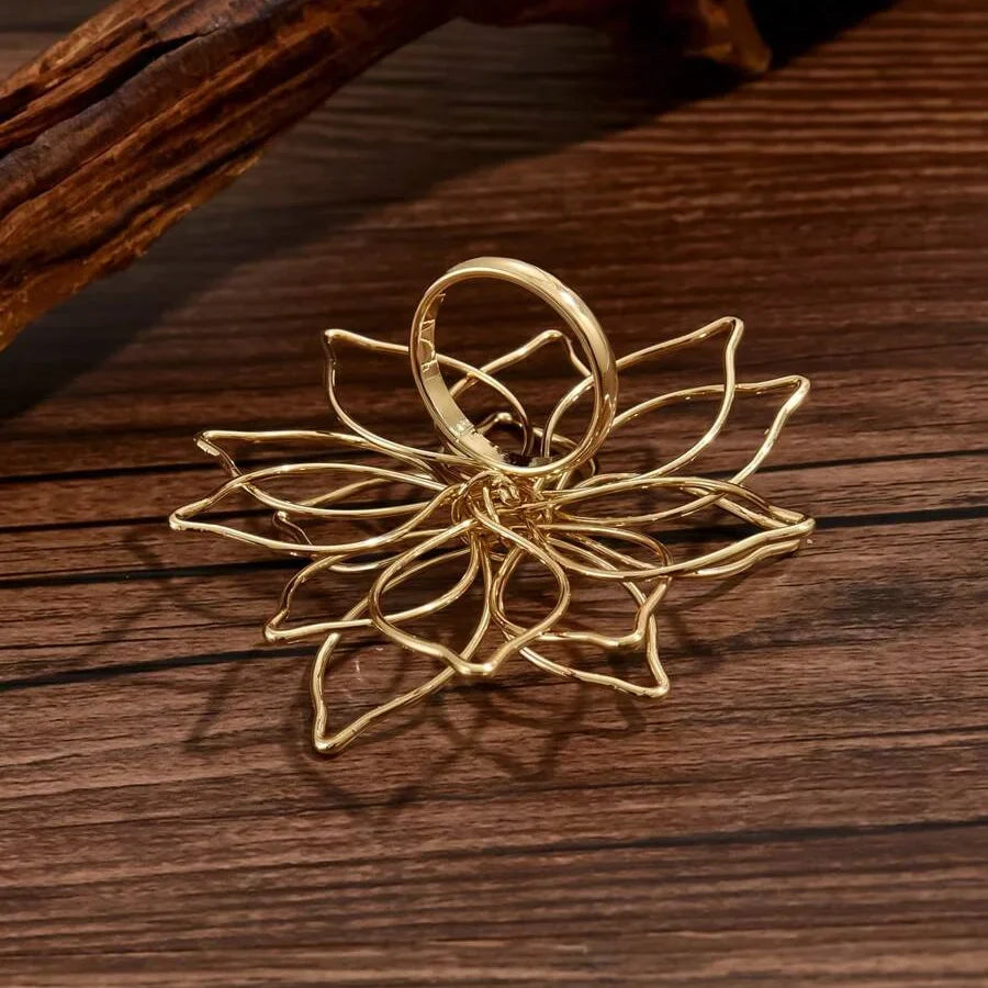 Anillo con Gran Flor