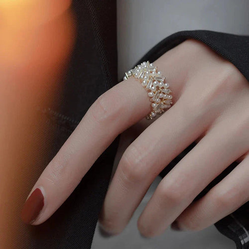 Anillo con Perlas Blancas en Circonio
