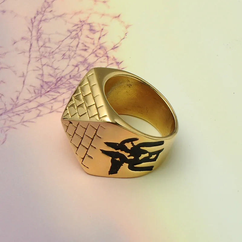 Anillo con Pirámide Egipcia dorada