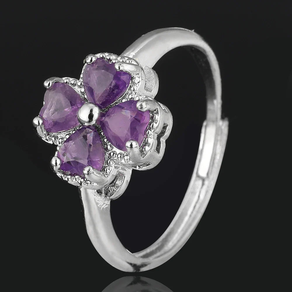 Anillo con Trébol de 4 Hojas en Piedra de Amatista