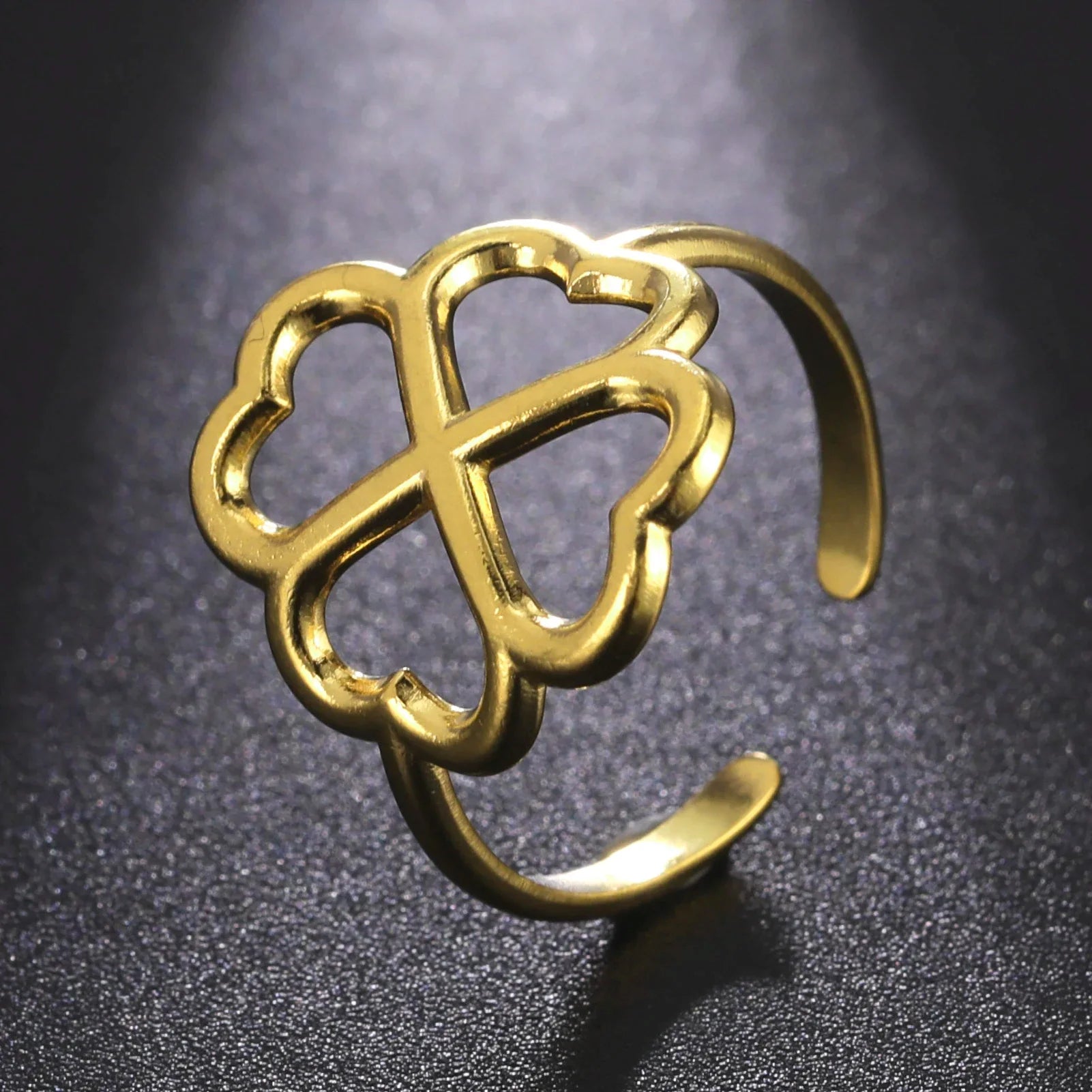 Anillo con Trébol de 4 Hojas para Mujer en oro
