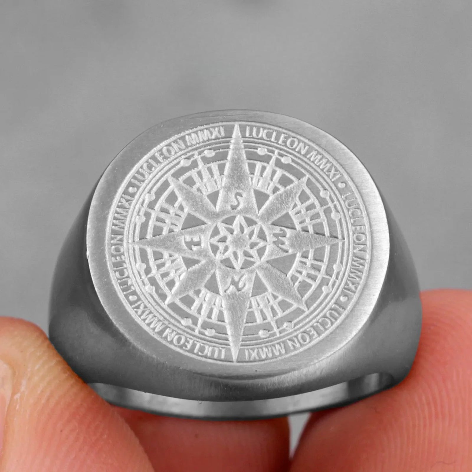 Anillo Brújula Rosa de los Vientos Plata