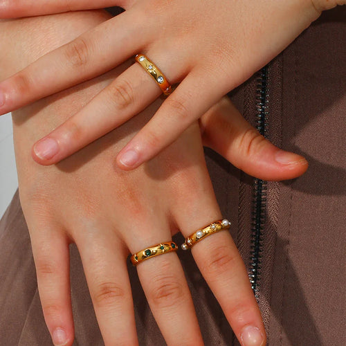 Anillo de Estilo con Perlas y Circón 2