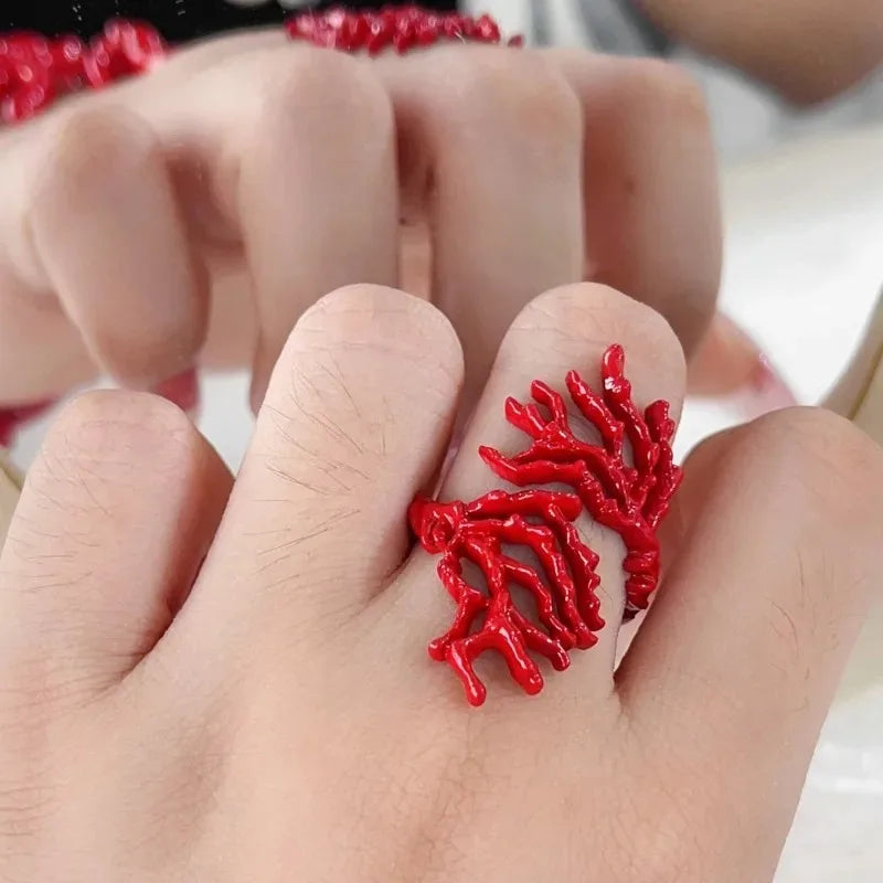 Anillo en Ramas de Coral