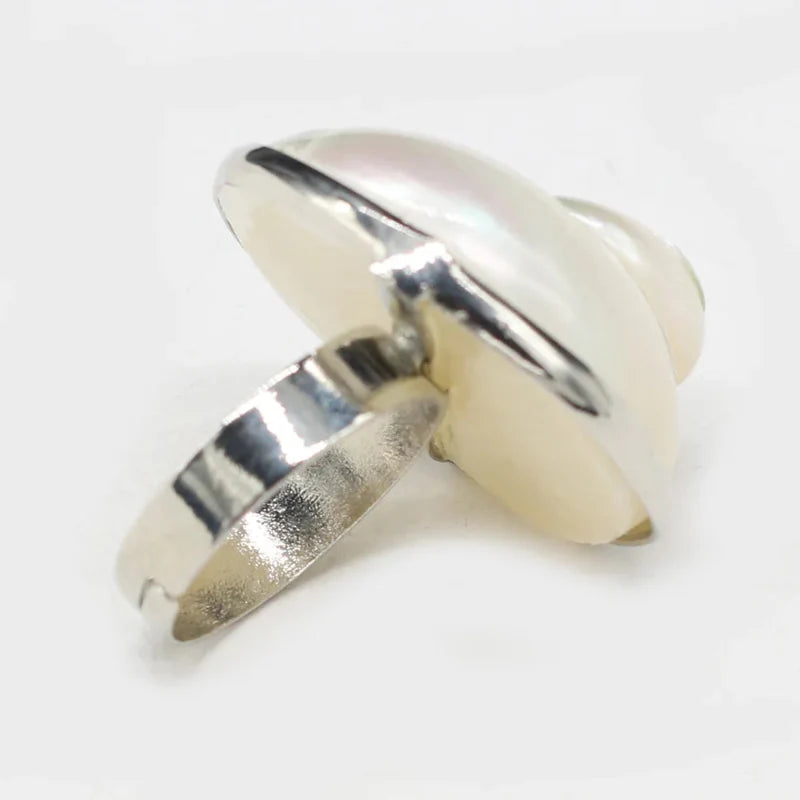 Anillo de Nácar de Conchas