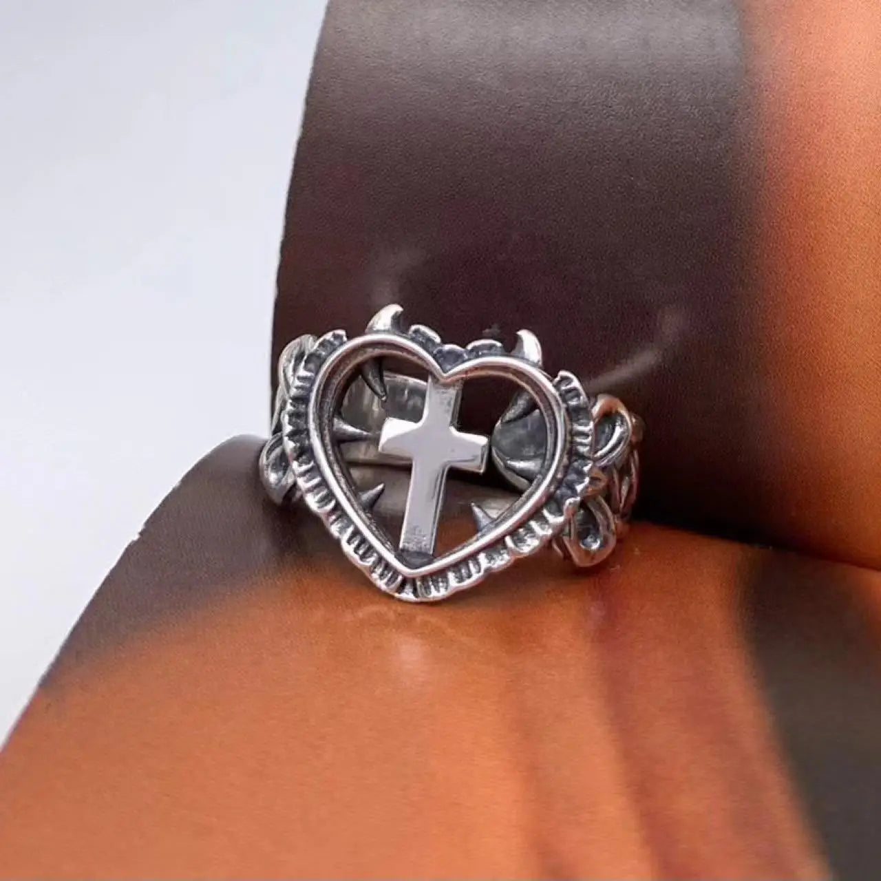 Anillo de mujer cruz cristiana plata