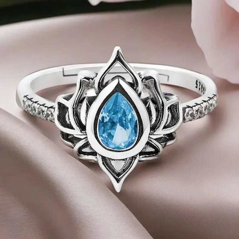 Anillo Flor de Loto Plateado para Mujer azul