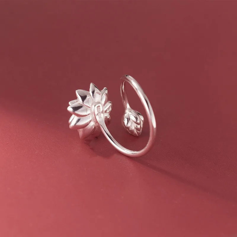 Anillo Flor de Loto Blanca para Mujer