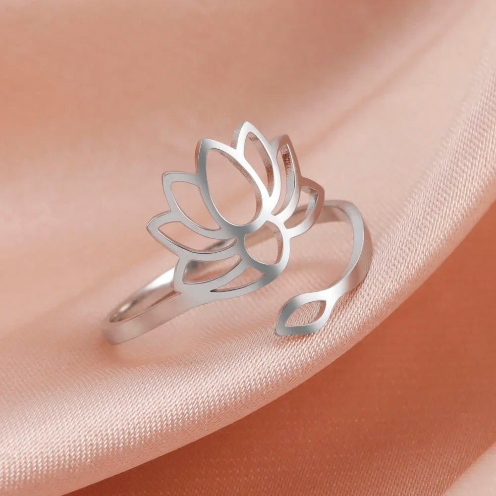 Anillo Flor de Loto para Mujer en plata