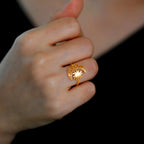 Anillo Luna y Sol de oro