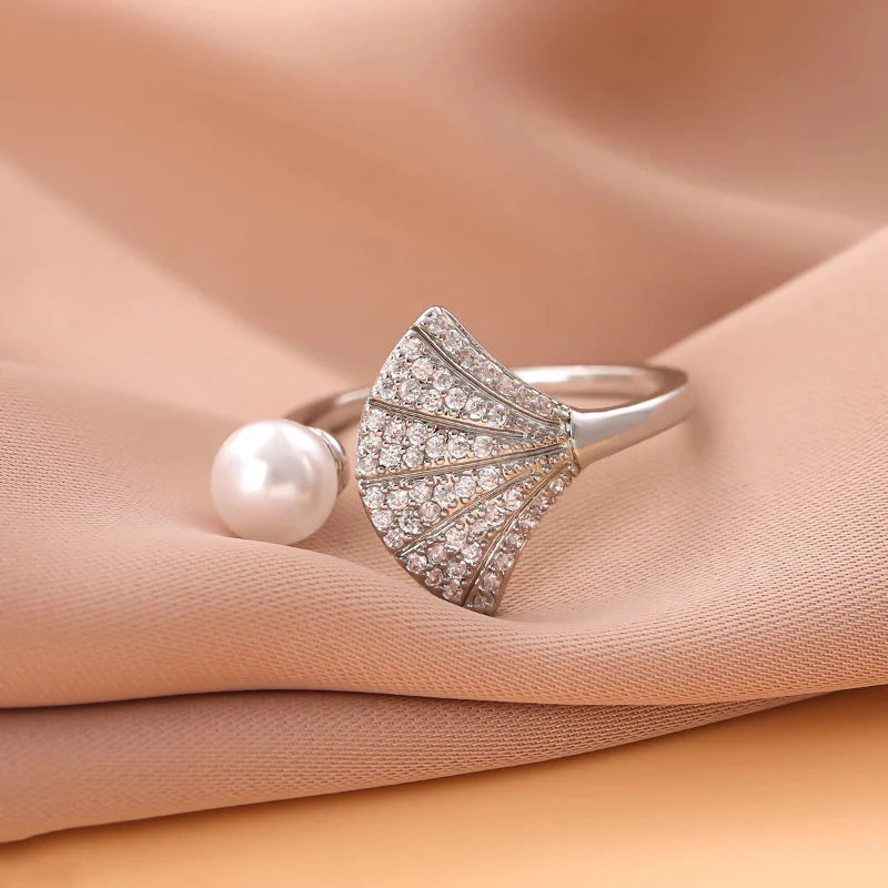 Anillo Concha de Vieira y Perla de Mar