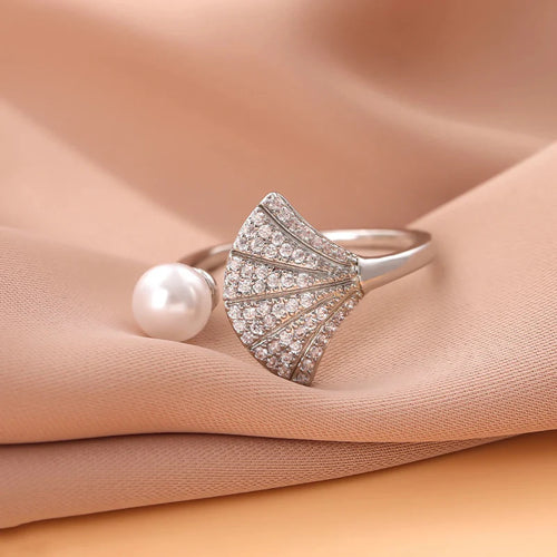 Anillo Concha de Vieira y Perla de Mar