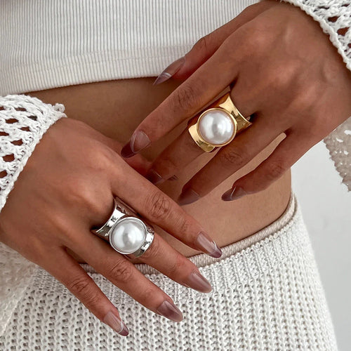 Anillo Retro para Mujer con Perla dorada
