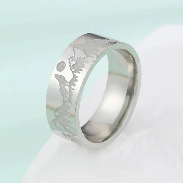Anillo Retro Montañas León y Sol de plata
