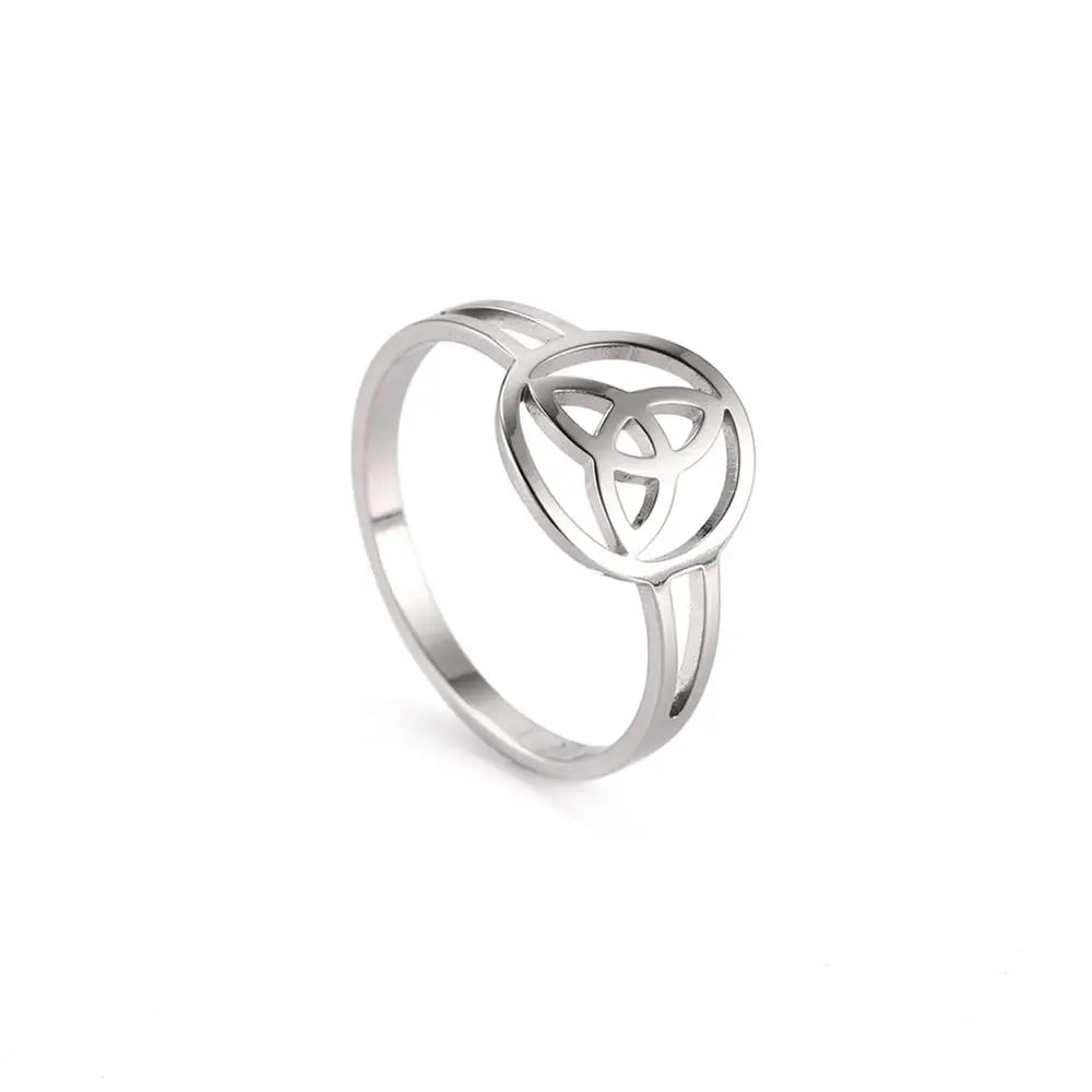 Anillo Triquetra Nudo de la Trinidad Irlandés plata
