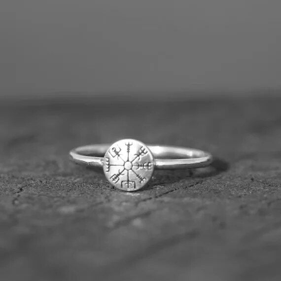 Anillo Vikingo Vegvisir de Plata