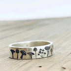 Anillo Vintage con hongos