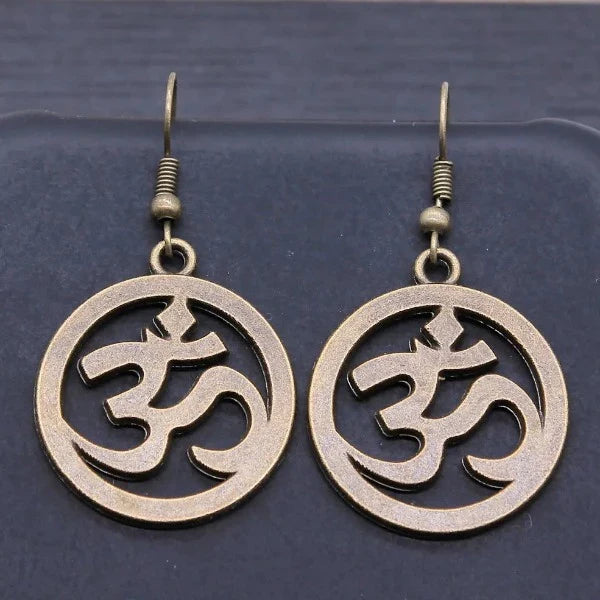 Arete Budismo Om bronce