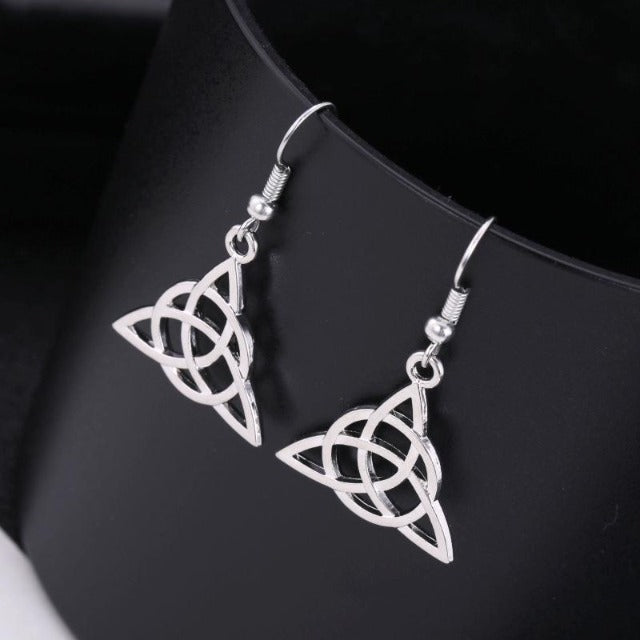 Aretes Celtas color Plata