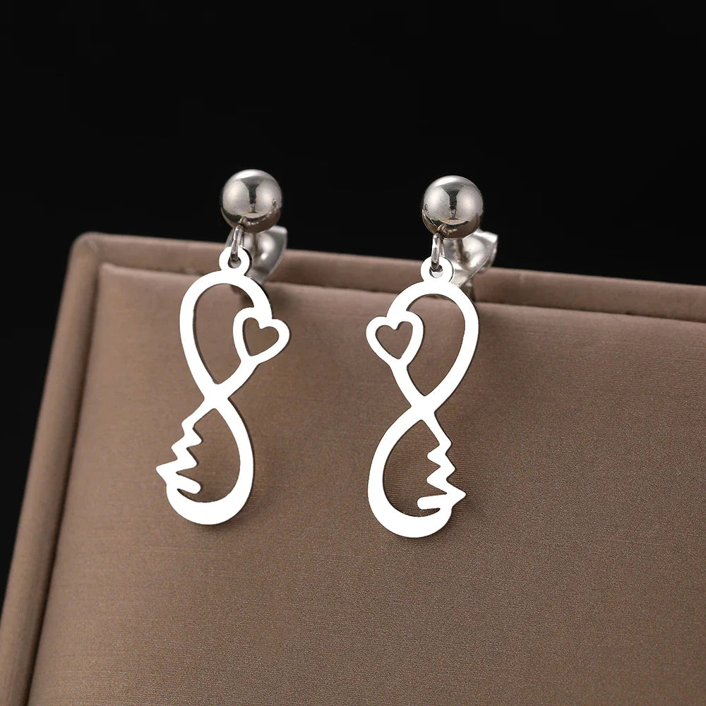 Aretes Infinito Corazón Plata