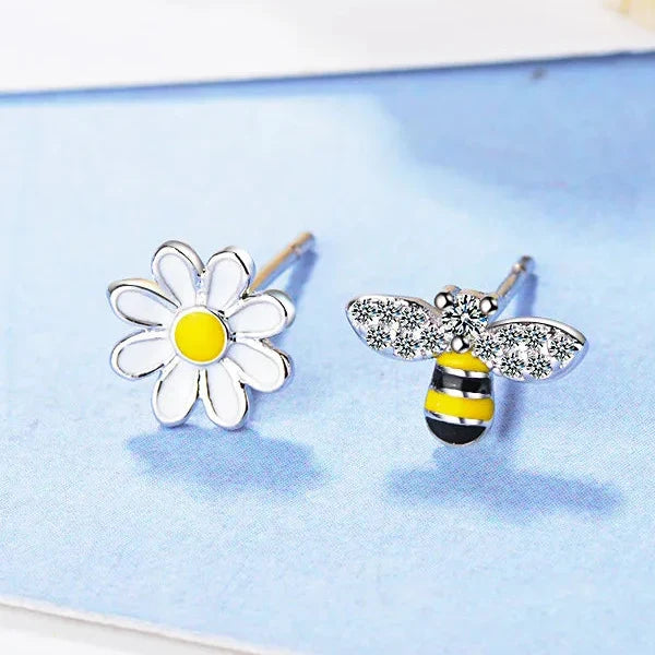 Aretes de abeja y flor de margarita