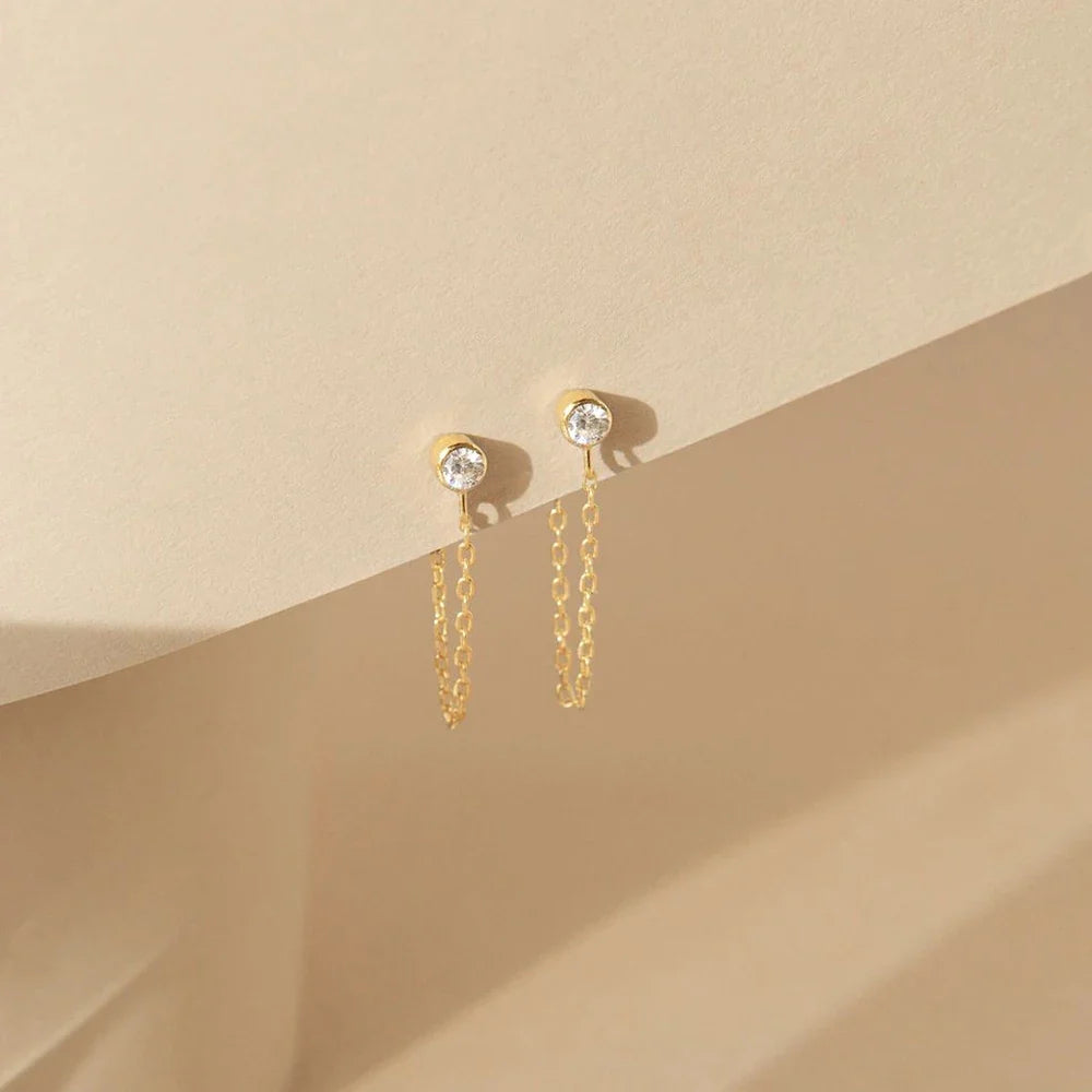 Aretes de cadena y piedra de nacimiento