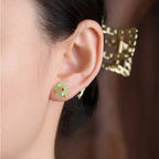 Aretes de Botón con Trébol de 4 Hojas