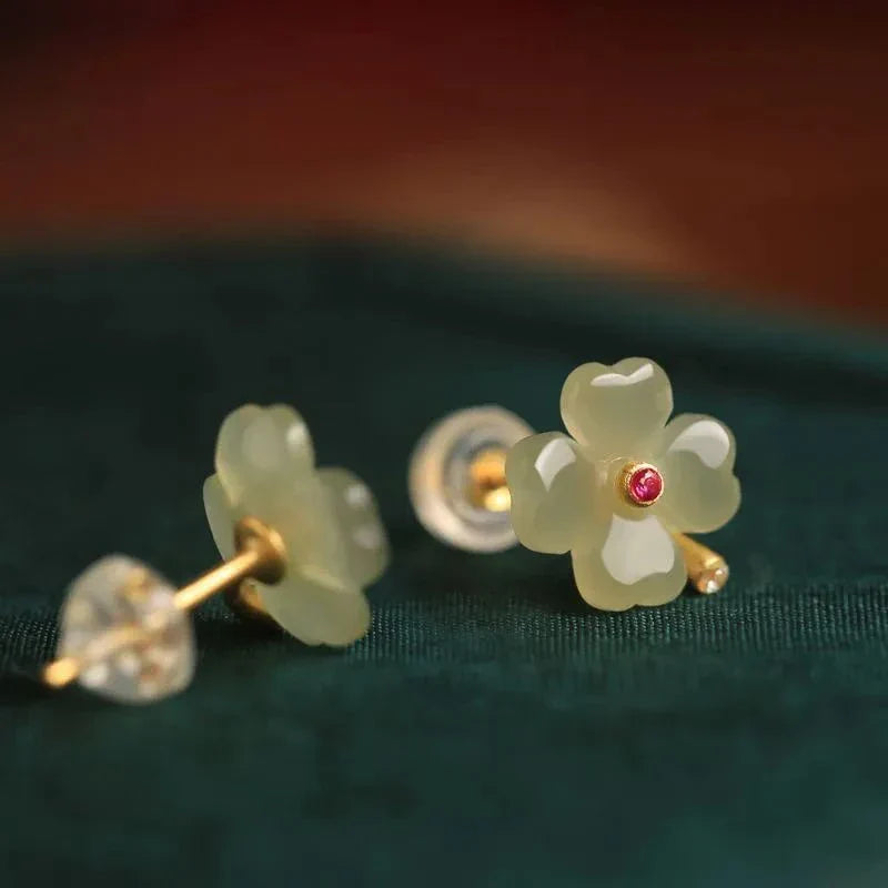 Aretes de Botón con Trébol de 4 Hojas