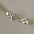 Aretes de Doble Estrella con Circonita en Plata