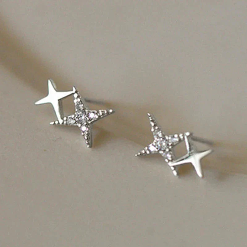 Aretes de Doble Estrella con Circonita en Plata